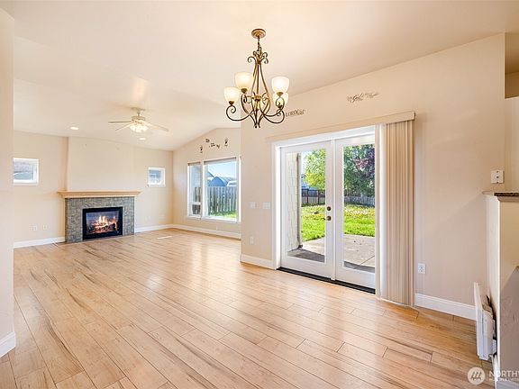 3rd image of 163 Mariners Drive