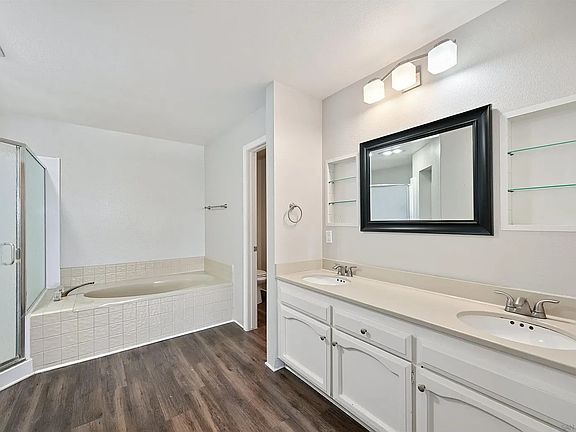 4th image of 2930 Cowley Way Unit 211