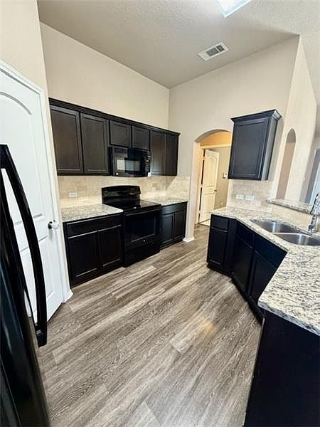 1st image of 10316 Walley Way