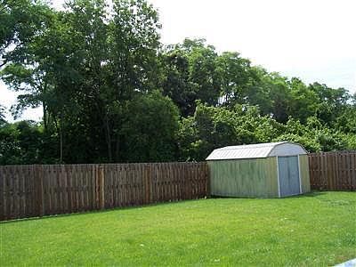 3rd image of 11484 Ivyrock Ct