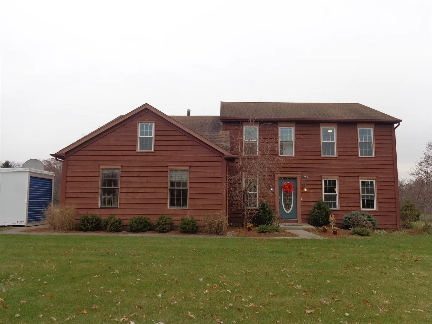 3205 Oak Glen Trl photo 1