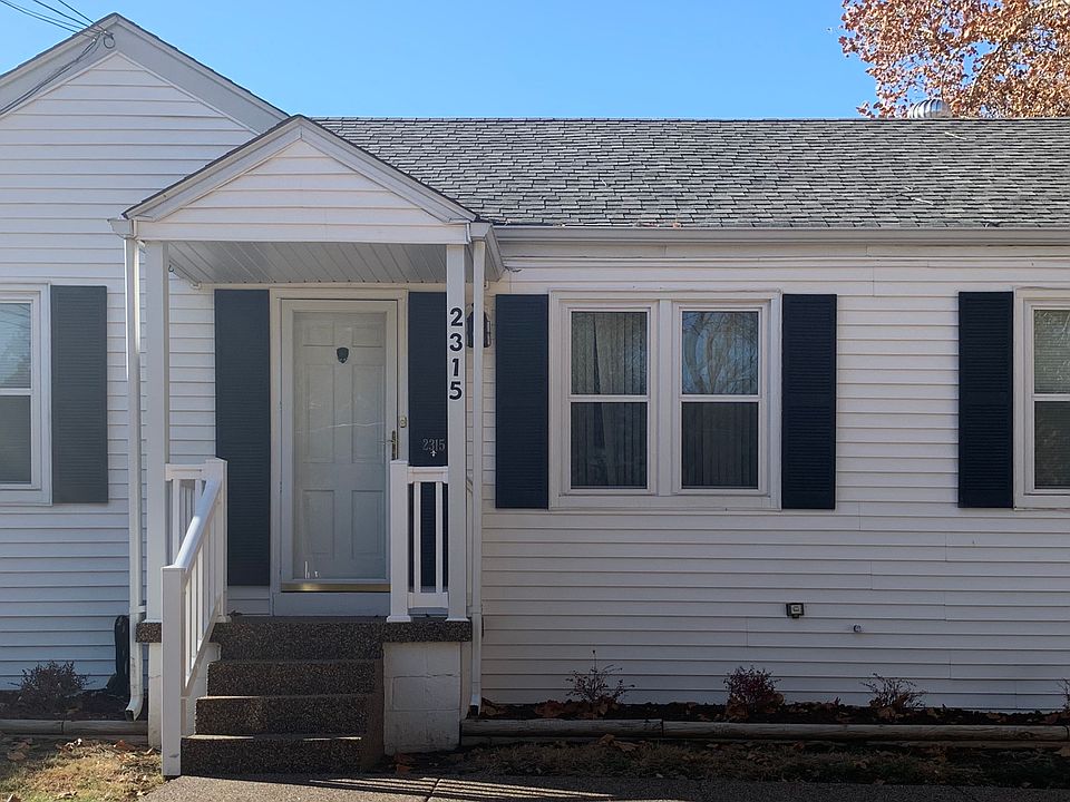 1st image of 2315 Hood Ave