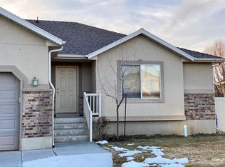 1969 N 2645 W, Clinton, UT 84015