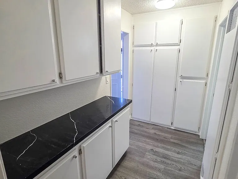 11431 Cedar Avenue — Photo 10