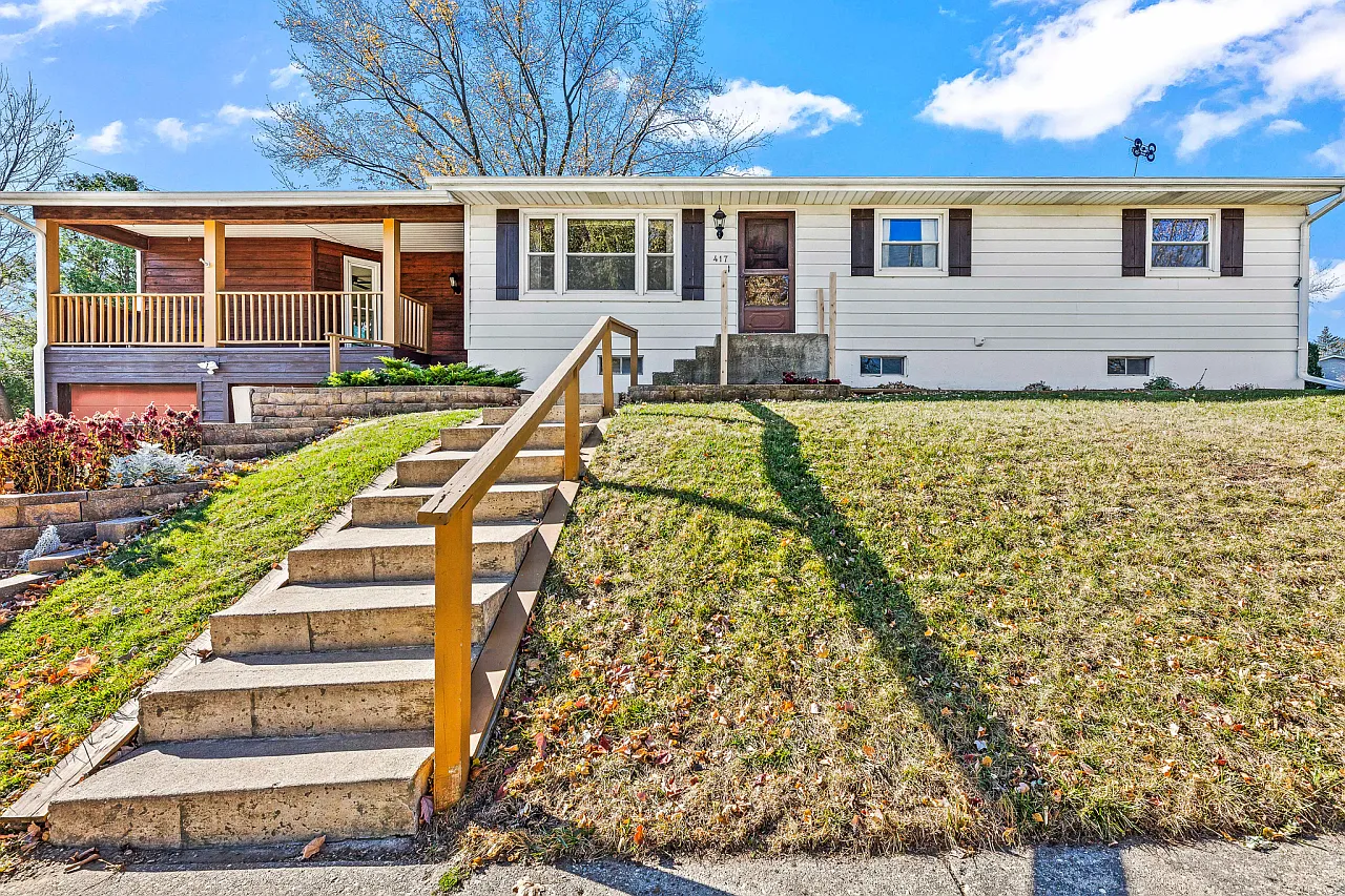 417 Amanda St photo 1