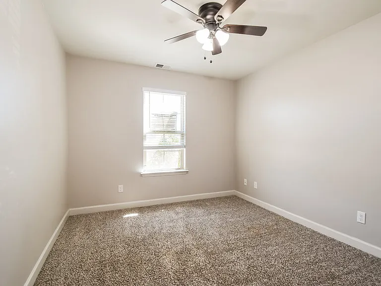 3469 Marion Ln — Photo 16