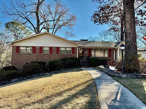2nd image of 1817 Charlotte Dr
