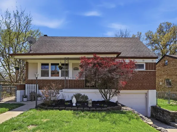 5725 Green Acres Ct, Cincinnati, OH 45248