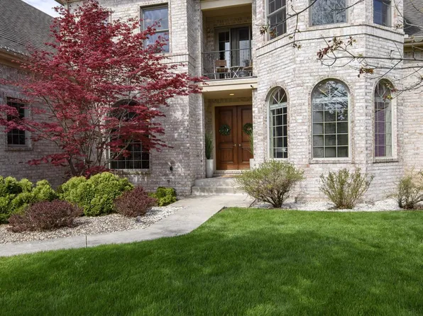 10935 N Oriole LANE, Mequon, WI 53092