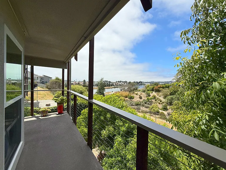 225 Buena Vista Ave #3 — Photo 7