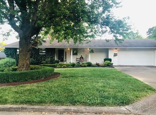 809 E Peel St, Fayetteville, AR 72703