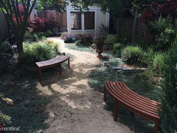 3rd image of 240 Hartford St