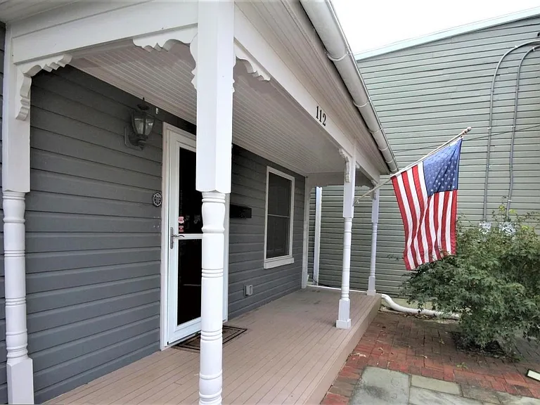 112 Water St — Photo 27