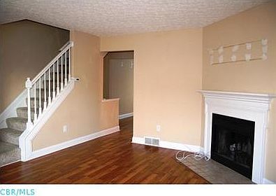 4th image of 7808 Meadowhaven Blvd