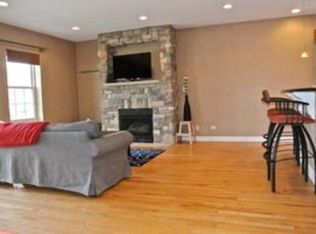 2458 N Linden Pl APT 1F, Chicago, IL 60647