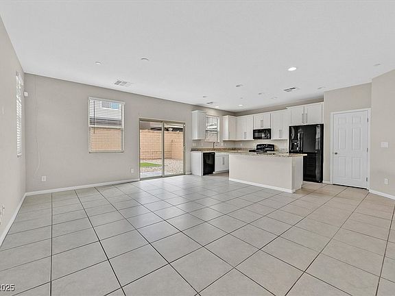 3rd image of 117 Destiny Orchard Ct