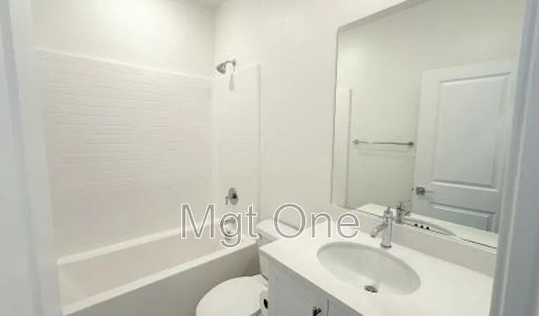 6111 Victoria Way #107 — Photo 10