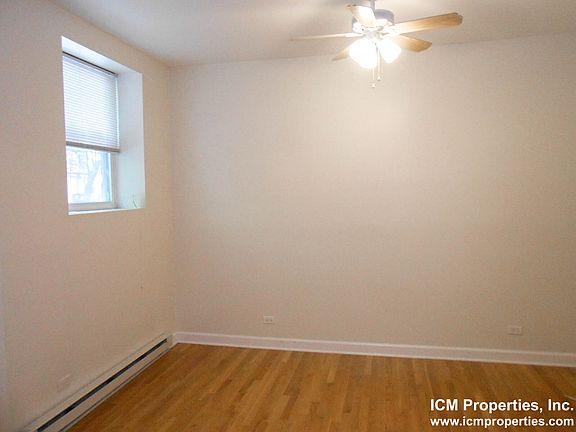 3rd image of 3912.5 N Pine Grove Ave #3924-G