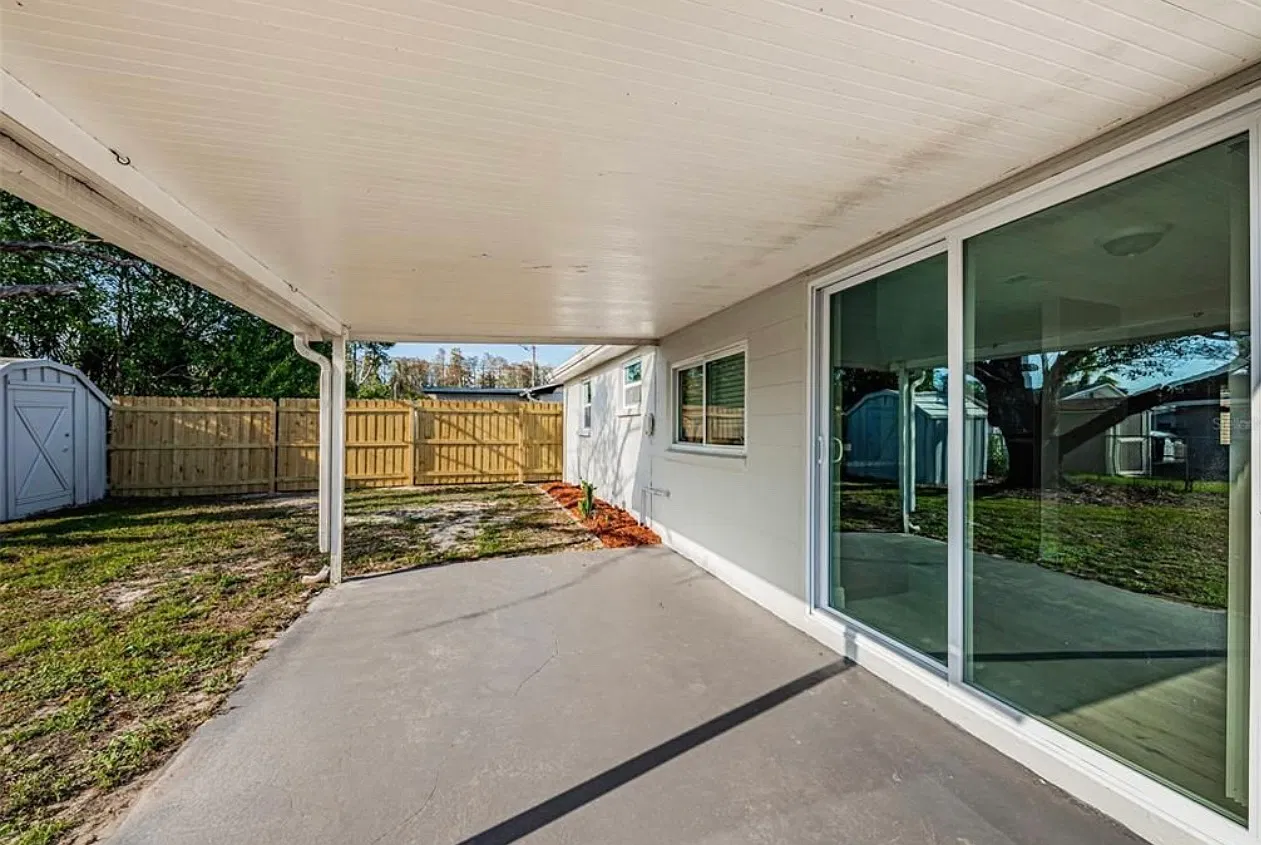 2 bed, 1000 sqft, $1,775 — Photo 4