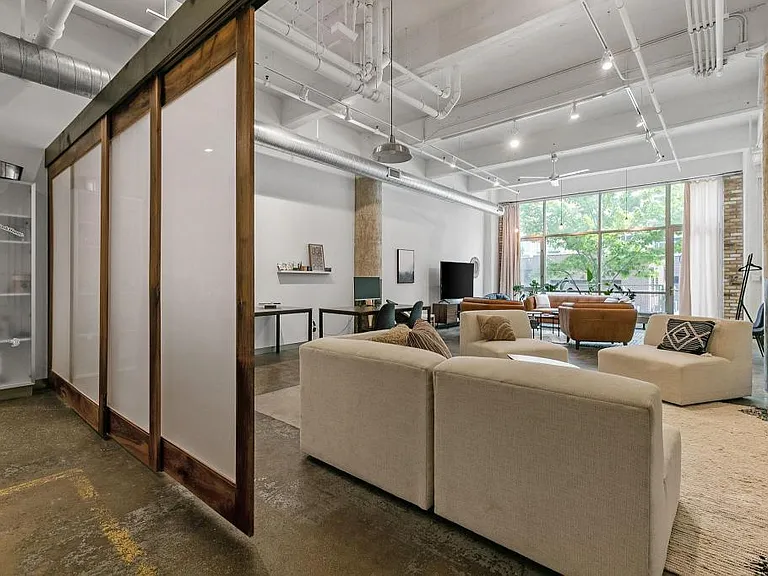 700 Washington Ave N #212 — Photo 5