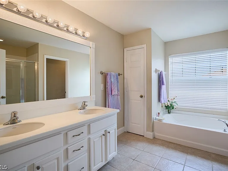 2059 Willow Branch Dr — Photo 12