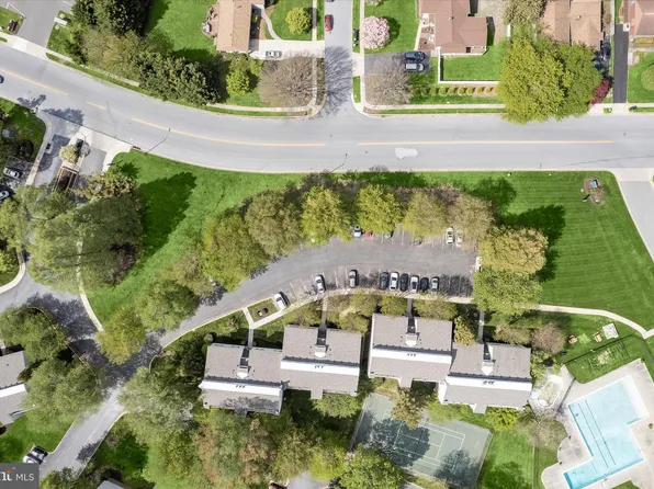 Rockland Hills Dr, Baltimore, MD 21209