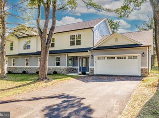 9 Springdale Ave, Huntingdon Valley, PA 19006