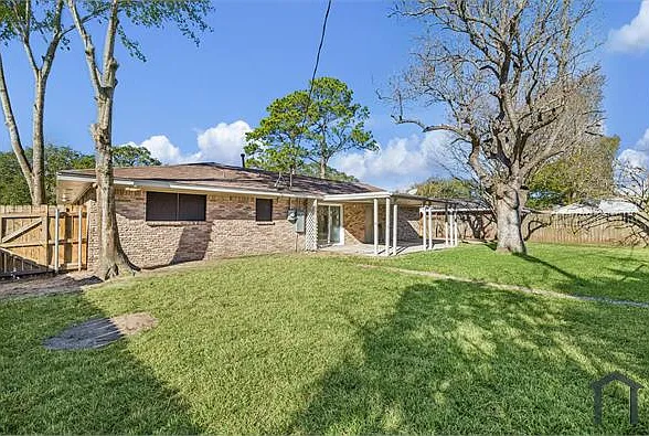 1703 Raintree St — Photo 17