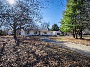 3009 E Oakland Ave, Bloomington, IL 61704