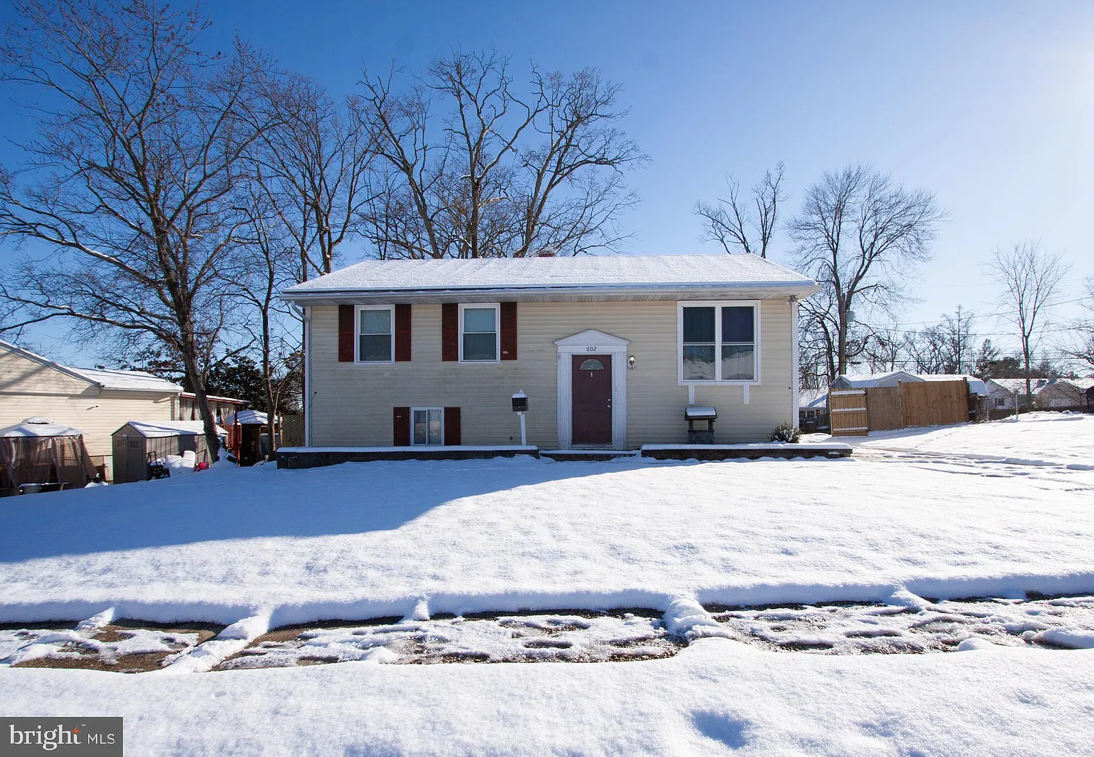 602 Mulberry Ln photo 1