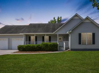 30 Valley Creek Dr, Cartersville, GA 30120