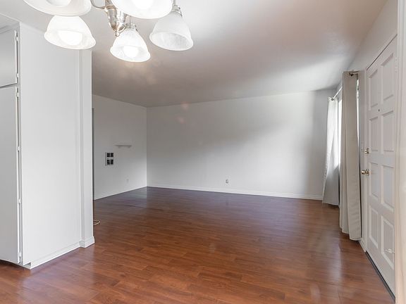 5th image of 6782 Shakespeare Way