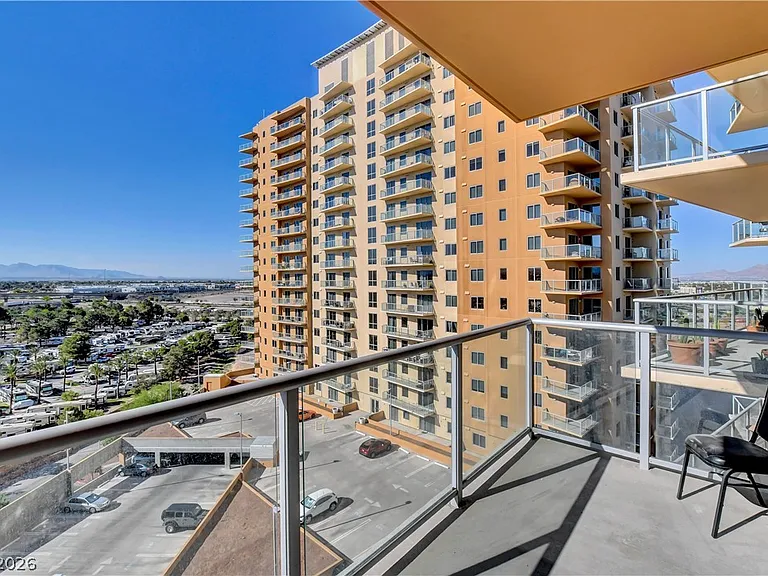 8255 Las Vegas Blvd S #1116 — Photo 31