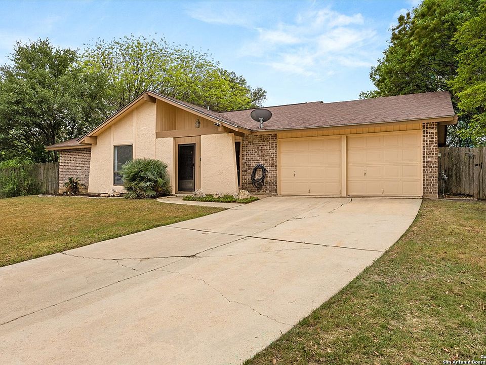 1st image of 13203 Centerbrook