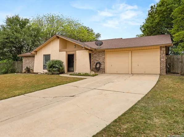 13203 Centerbrook, Universal City, TX 78148