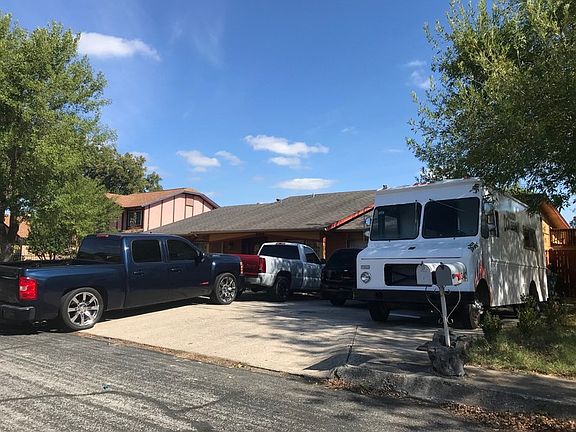 2nd image of 8346 Echo Willow Dr