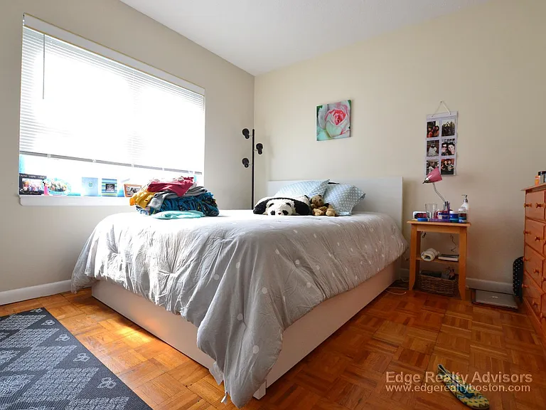 132 Lake Shore Rd #2 — Photo 9