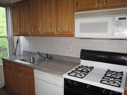 Rented by Fanning Realty | media 32