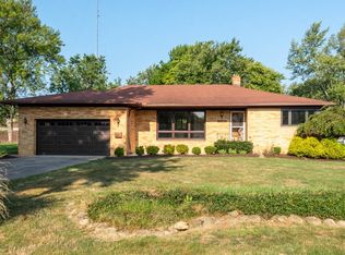 7392 Ward Rd, Parma, OH 44134
