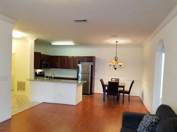13810 N Sutton Park Dr #311, Jacksonville, FL 32224