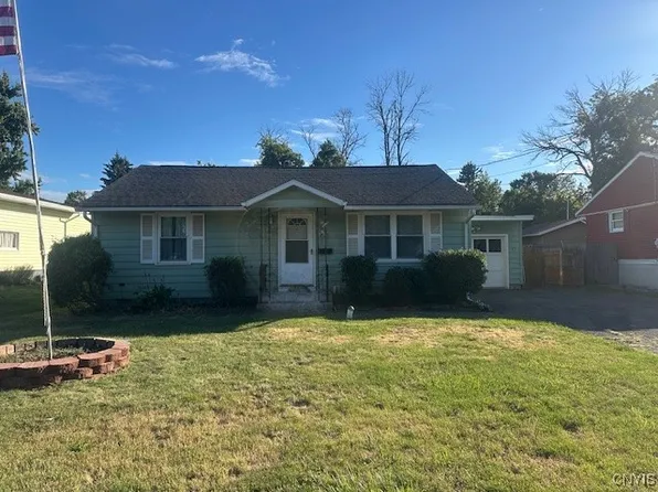 409 W Lewis St, Canastota, NY 13032
