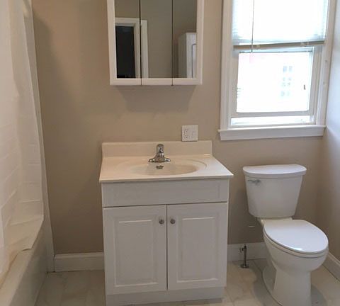 3rd image of 11 Lawrence St #3