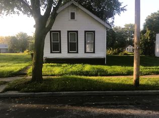 1045 Harding Dr, Toledo, OH 43609