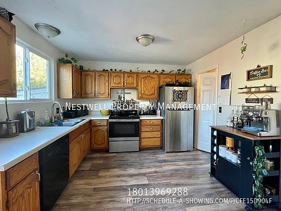 3rd image of 8846 S Willow Wood Way