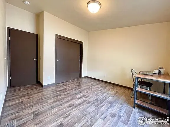 133 E Grand Ave — Photo 19