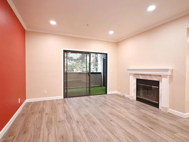 1256 Stanhope Ln #258 — Photo 5