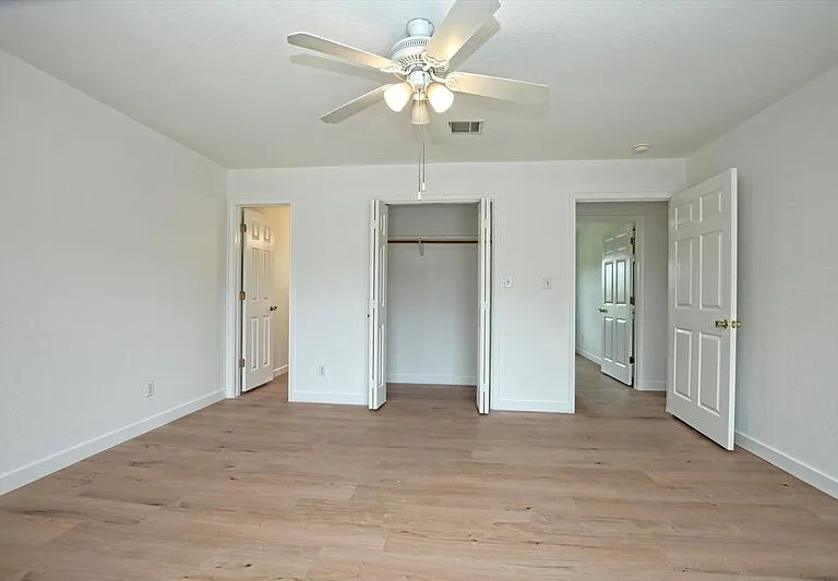 716 Honeysuckle Dr — Photo 7