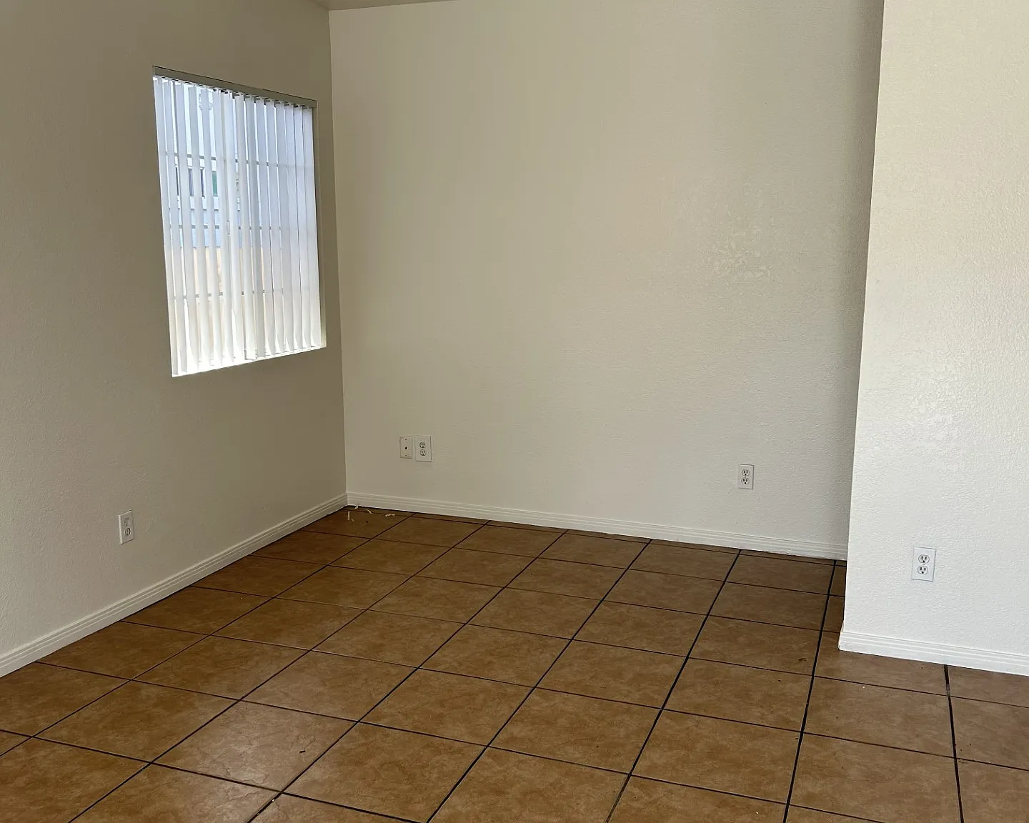 2 bed, $2,450 — Photo 1