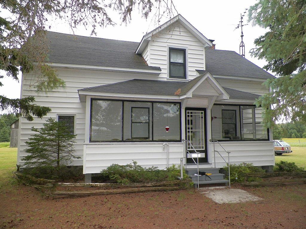 33793 S Wojnaroski Rd, Goetzville, MI 49736 Zillow