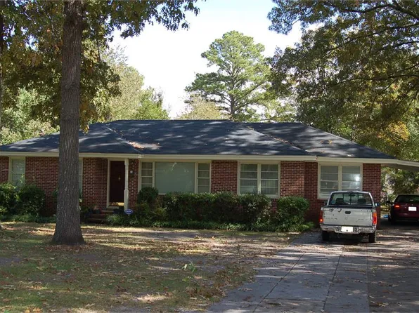 135 Edna Pl, Warner Robins, GA 31093